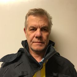 811 Lars Dahl
